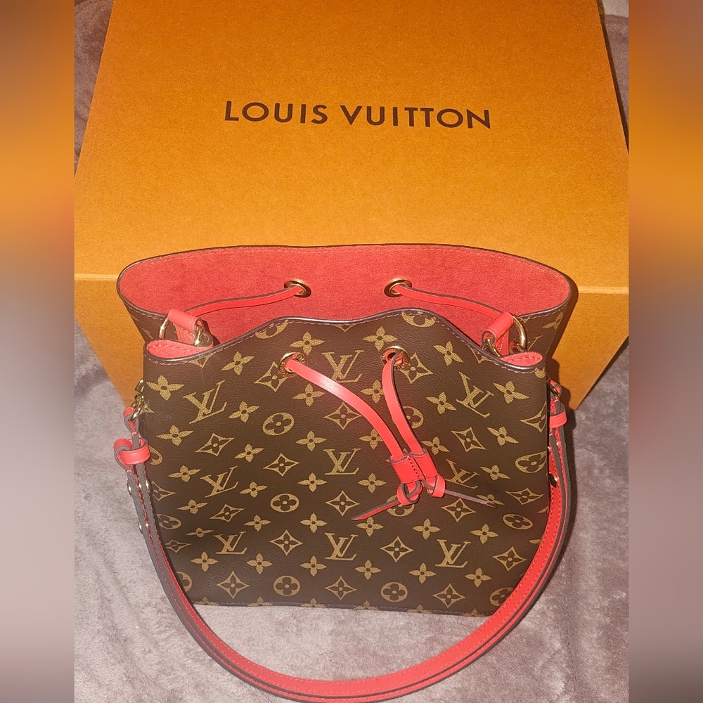 Louis Vuitton NéoNoé MM